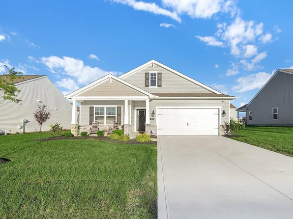 272 Mannaseh Dr W, Granville, OH 43023