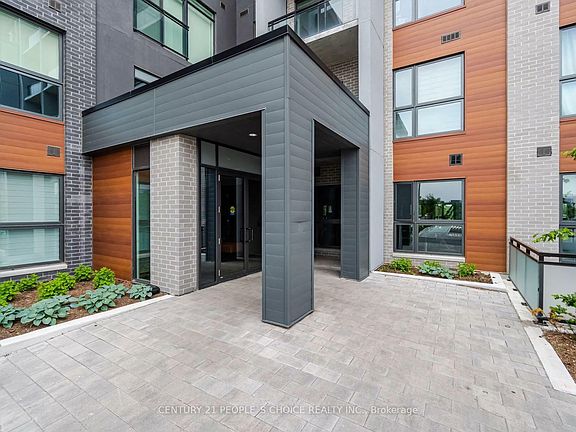 3rd image of 95 Dundas St W #318