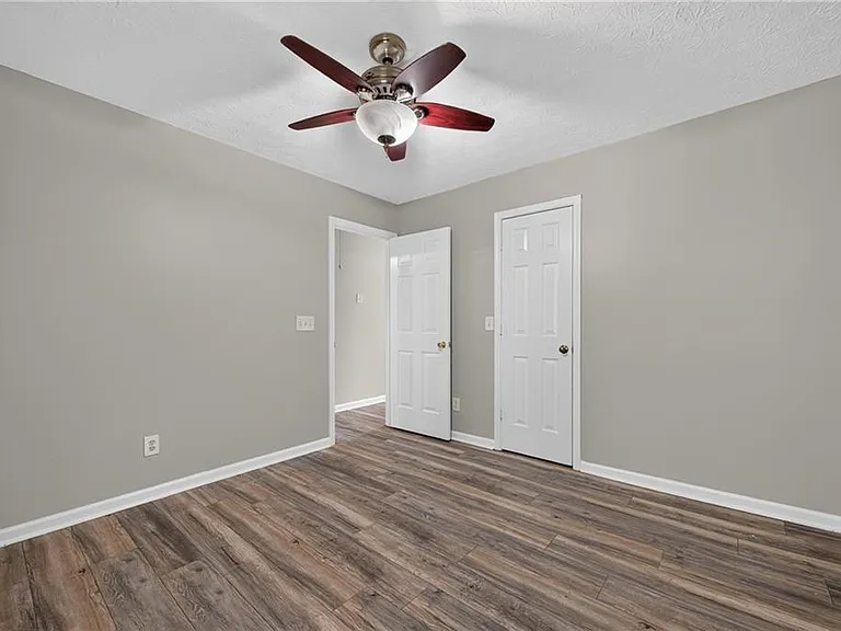 437 Waterbury Way — Photo 29