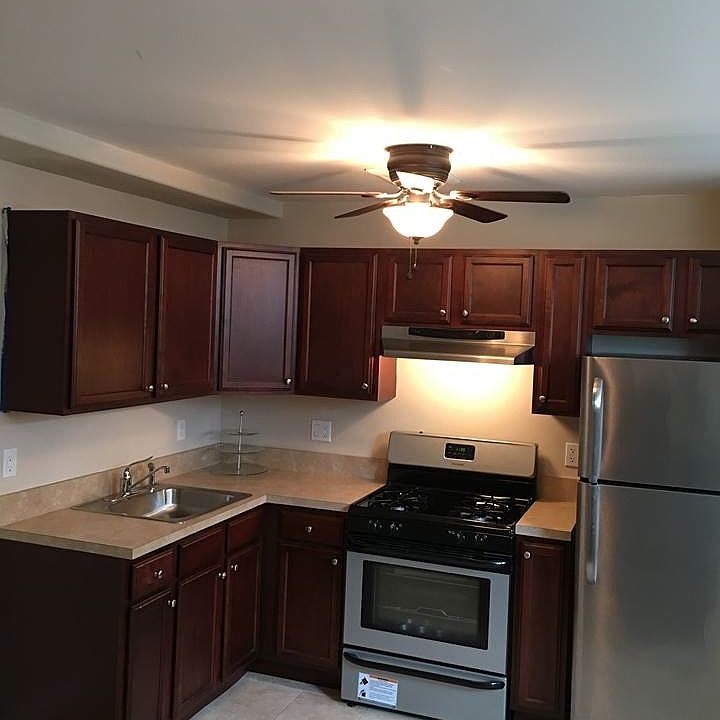2nd image of 84 Covington Cir #1
