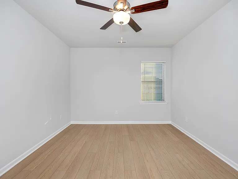 147 Wolfe Ln #1 — Photo 16