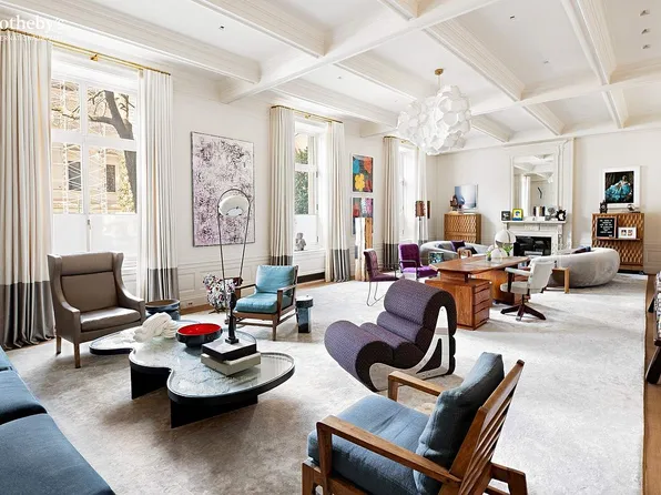 998 5th Ave #1W, New York, NY 10028