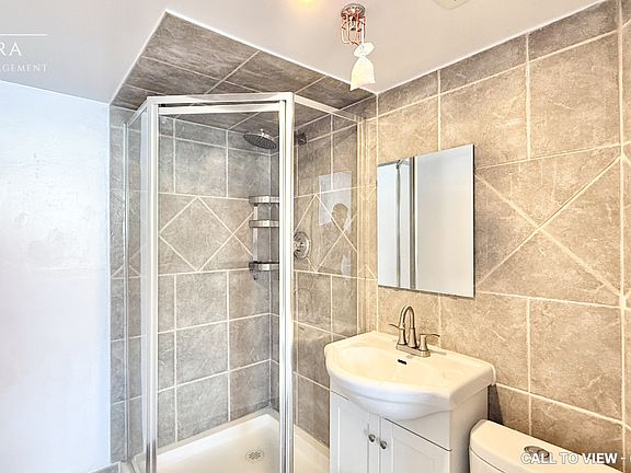5th image of 75 Kensington Ave #204