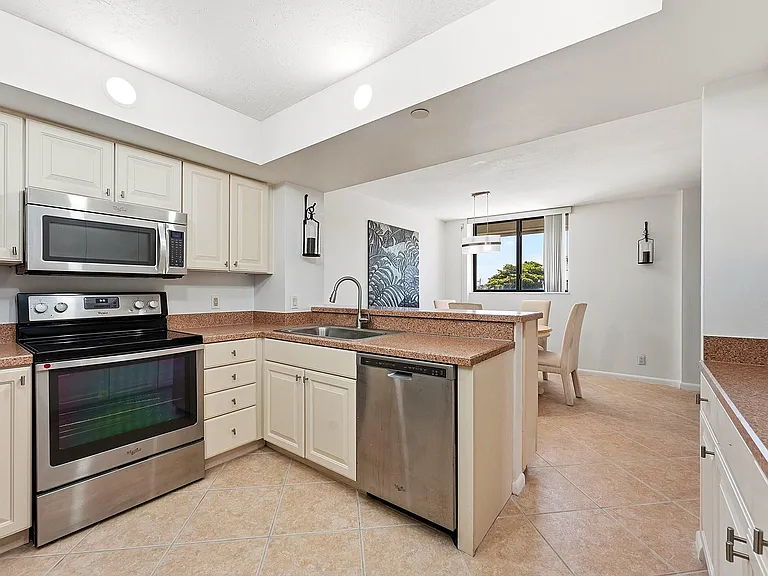 2800 N Highway A1A #201 — Photo 4