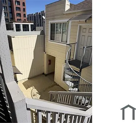 262 Hahn St #B — Photo 12