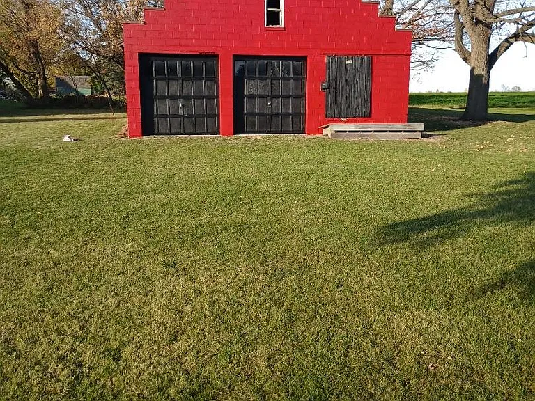 806 N Water St — Photo 13