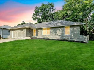 5620 Ridgeway Ave, Kansas City, MO 64133