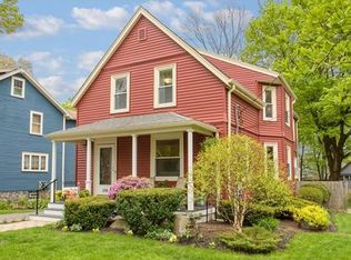 126 Oak St, Reading, MA 01867