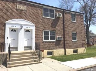25252 60th Ave, Little Neck, NY 11362