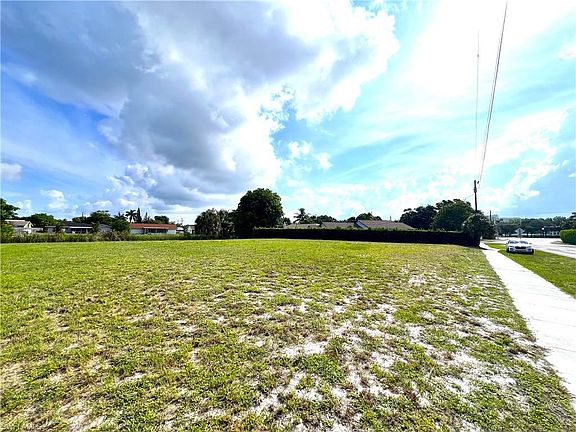 4th image of 1371 Granada BLVD