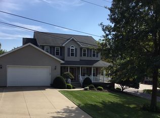 1208 E 3rd St, Dover, OH 44622