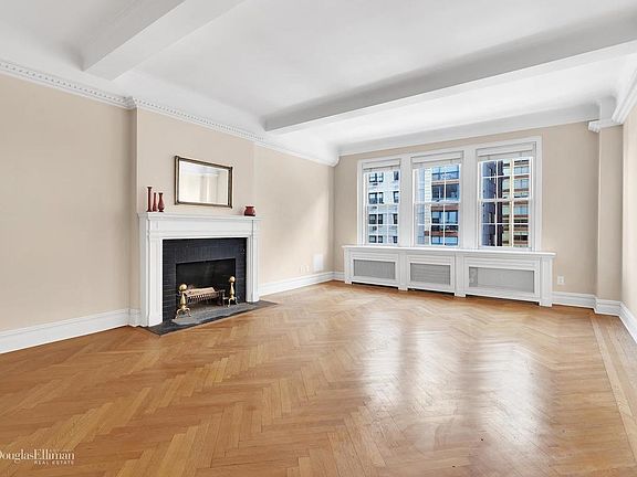 2nd image of 410 E 57th St APT 8A