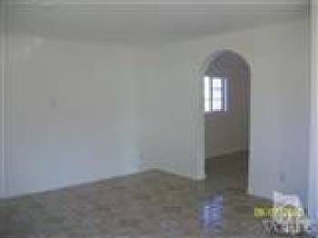 3rd image of 2584 Eucalyptus Dr