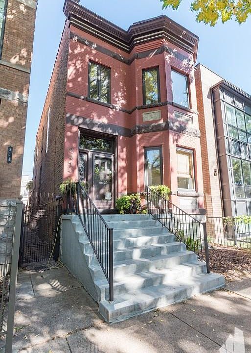 1st image of 2454 W Superior St #223