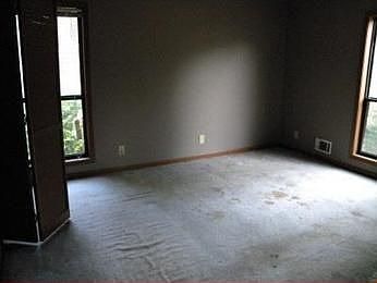 5th image of 6981 Richard Ln