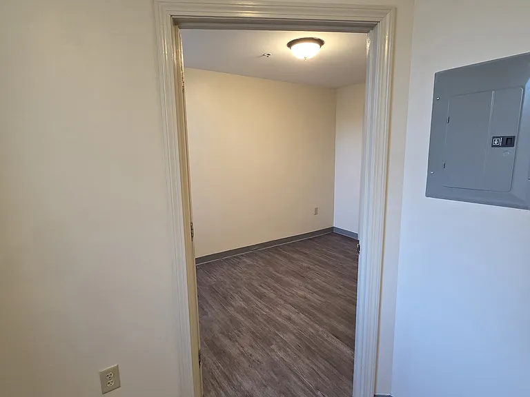 5 Market Ln #201 — Photo 11
