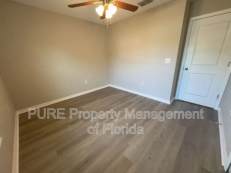 12495 SE 100th Ave — Photo 56