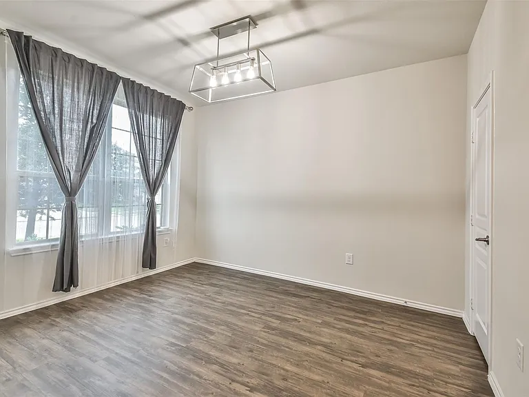 5047 Royal Amber Ln — Photo 19