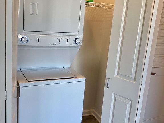 4th image of 1122 E 16th St #11261374
