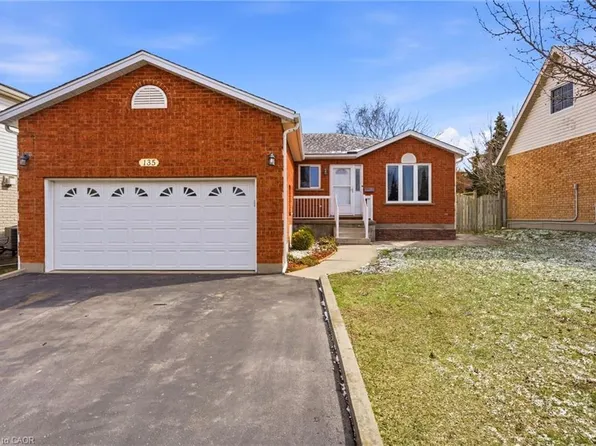 135 Stirling Macgregor Dr, Cambridge, ON N1S 5A1