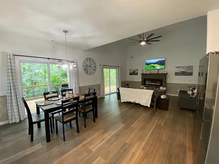 271 Elmwood Cir — Photo 4