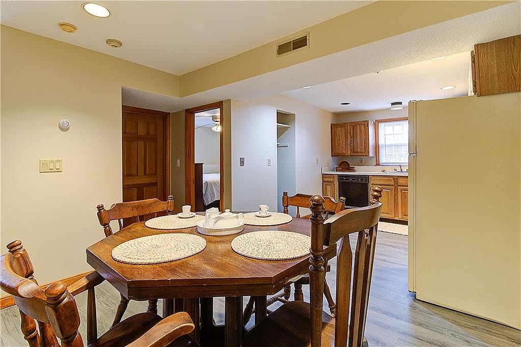 95 Park Pl APT 102, Pawtucket, RI 02860 Zillow