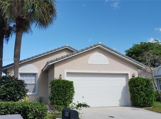 142 Harbor Lake Cir, Greenacres, FL 33413