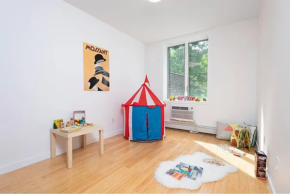 Sold by Douglas Elliman | media 5