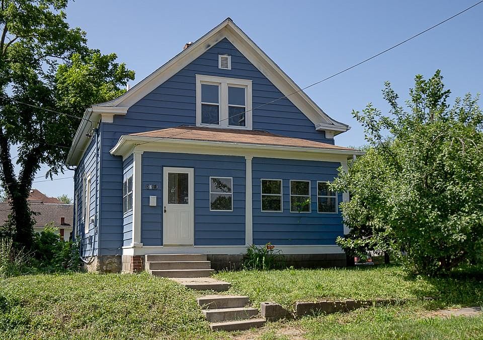 1st image of 2203 E 37th St