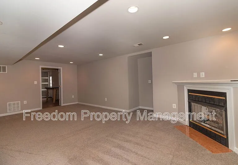 80 Brookshire Dr — Photo 49