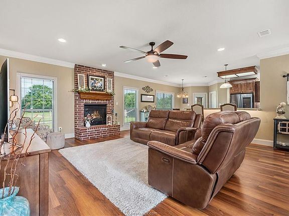 3rd image of 3701 Park Meadow Ln