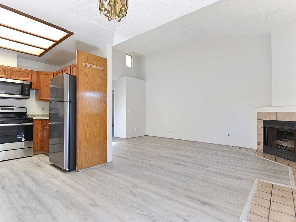 1st image of 4375 1/2 Illinois St APT B