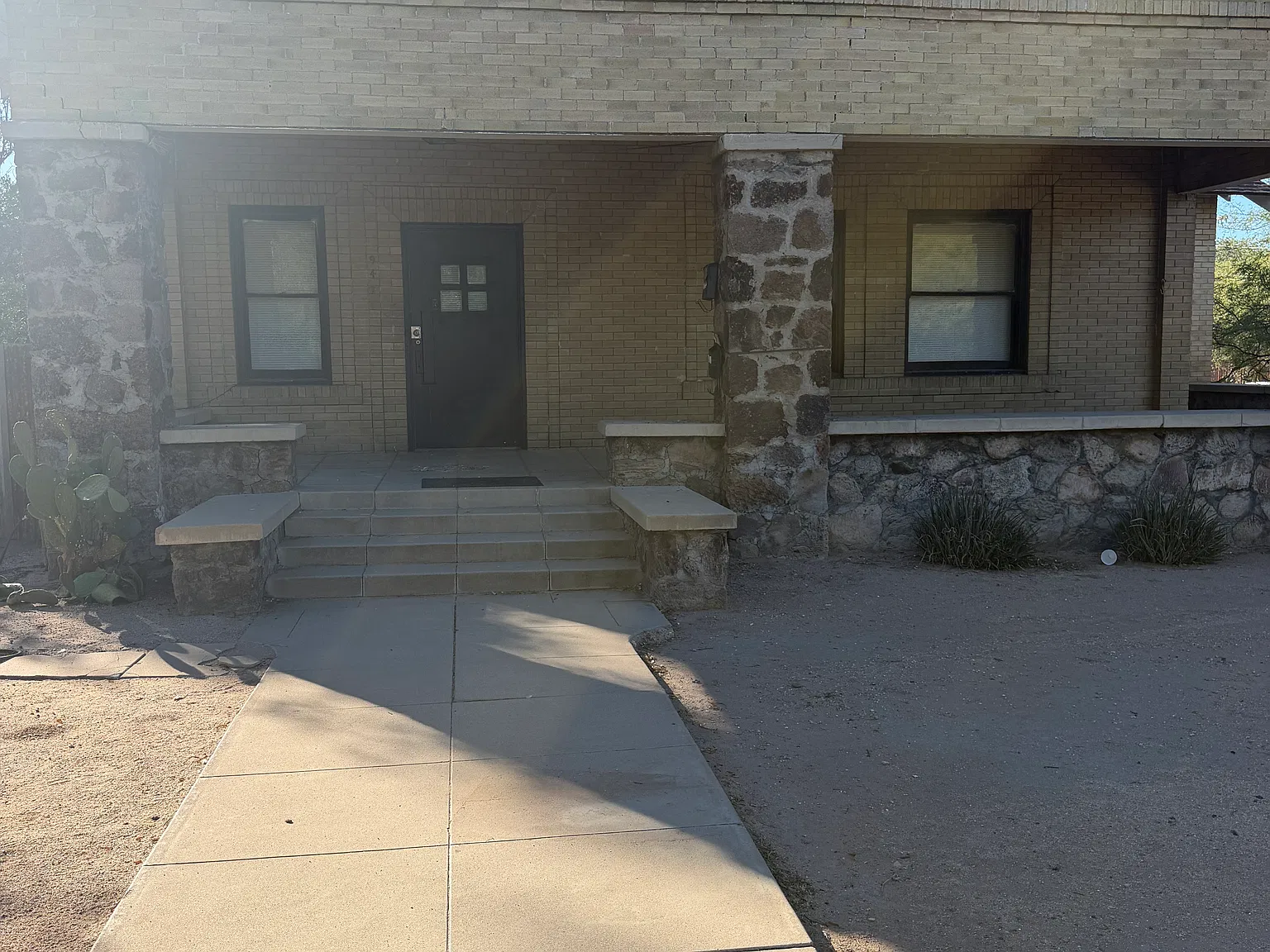 1 bed, 1000 sqft, $1,000 — Photo 1
