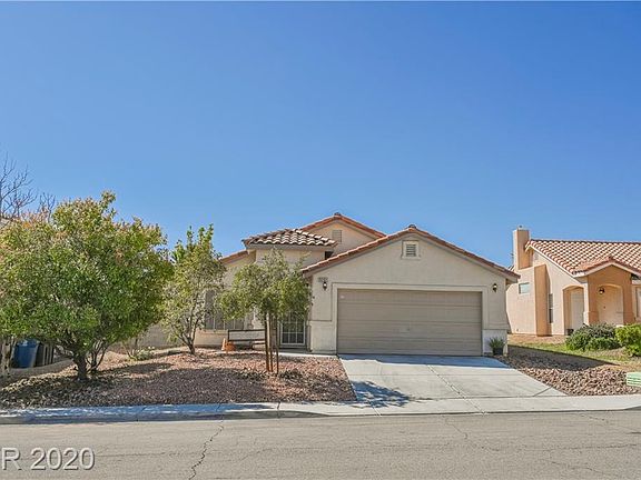 2nd image of 3201 Mastercraft Ave
