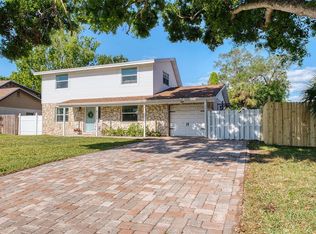 8798 94th St, Seminole, FL 33777