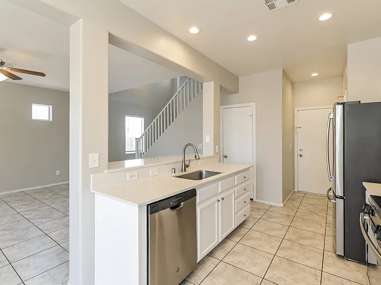 698 Blooming Sage Ct — Photo 8