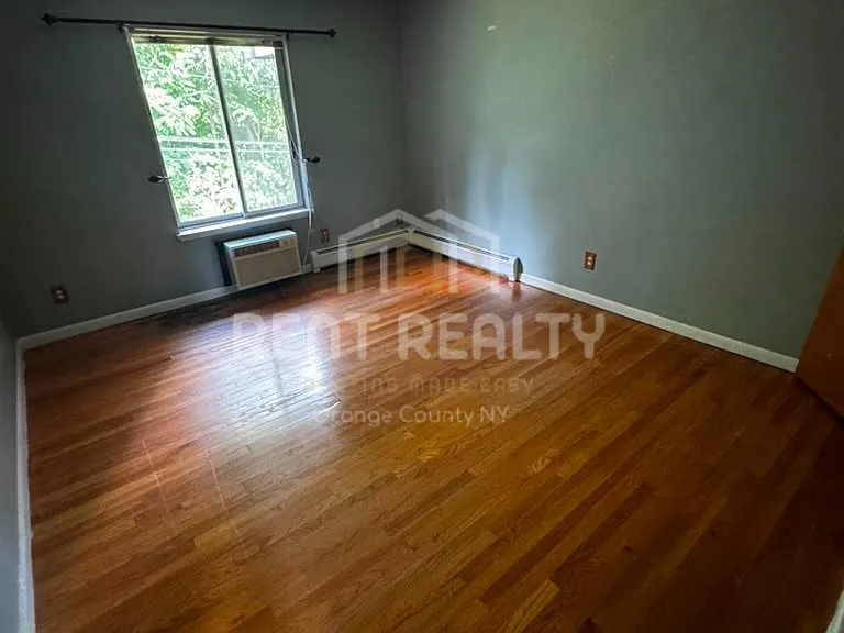 Barnett Dr — Photo 9