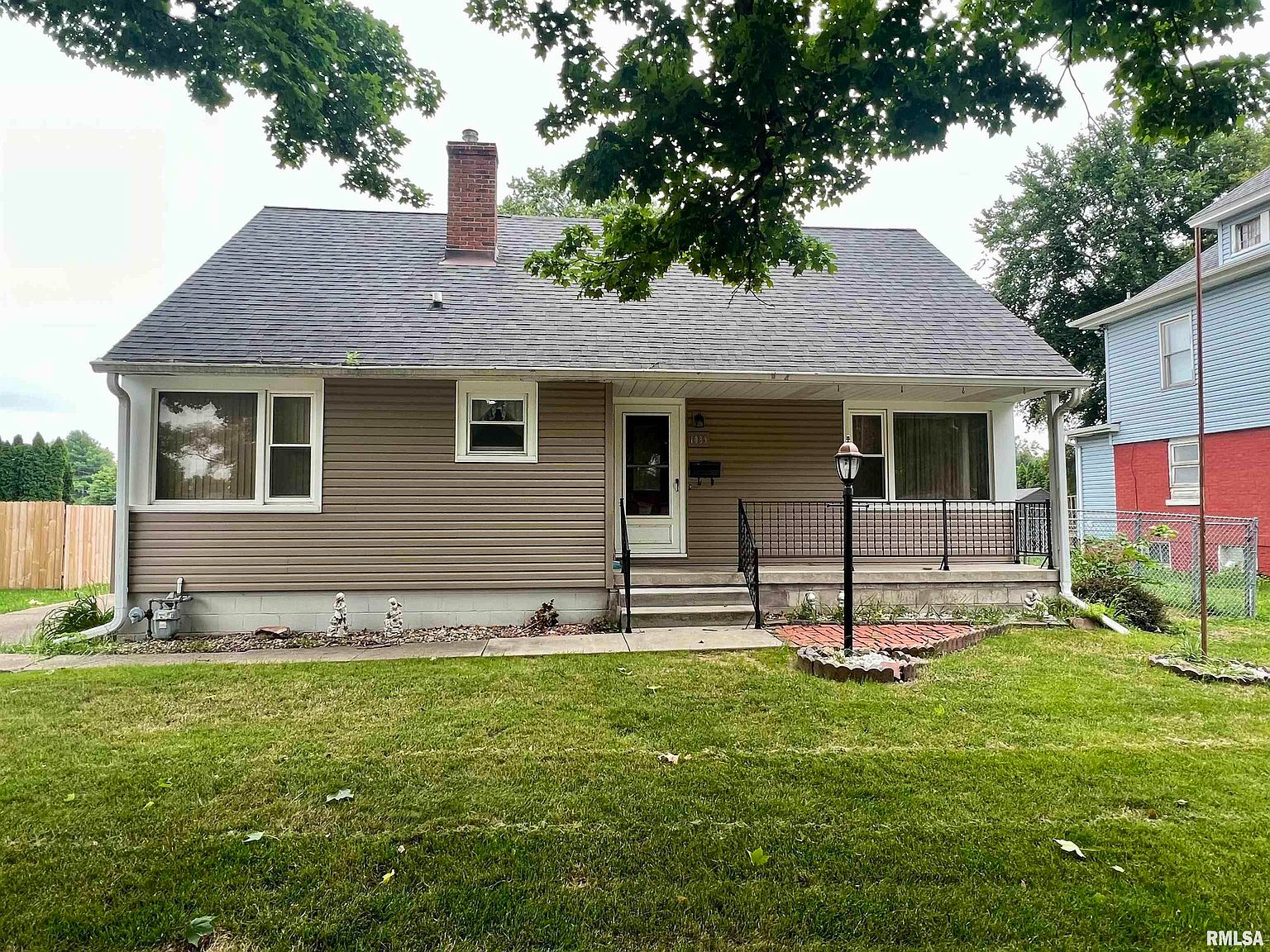 1089 Maple Ave, Galesburg, IL 61401 Zillow