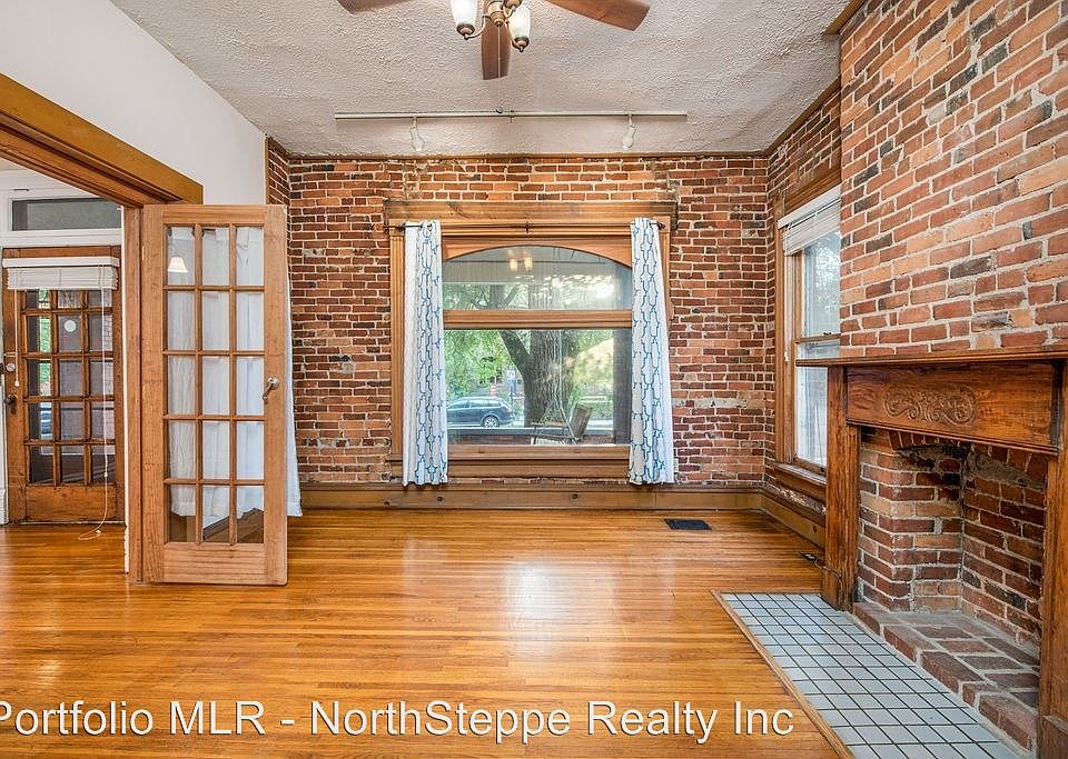 1st image of 894 Dennison Ave
