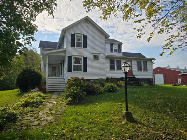 6671 Lake Ave, Williamson, NY 14589