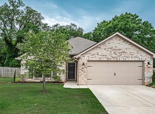 7929 Huntington Creek Ln, Pensacola, FL 32526