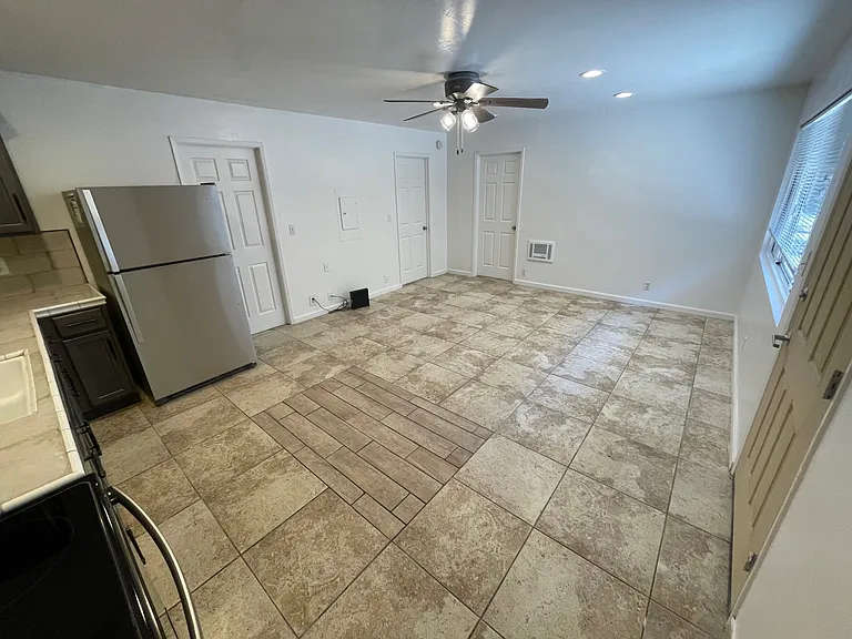 6510 Picasso Rd #114 — Photo 12
