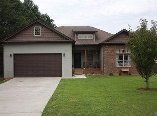 404 Mini Farm Rd, Grant, AL 35747