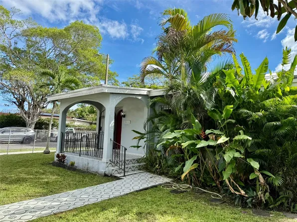 3000 NW 5th St, Miami, FL 33125