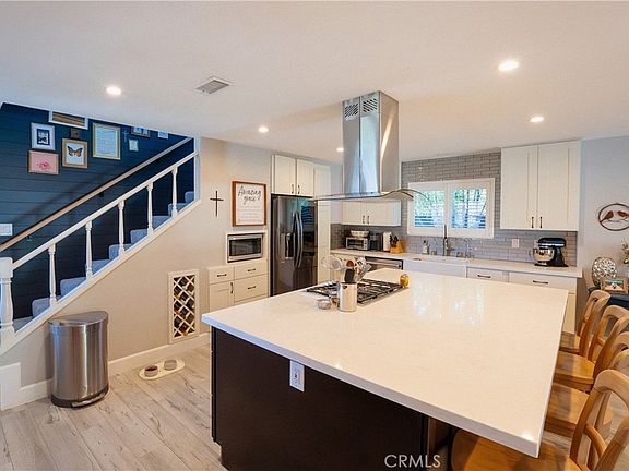 5th image of 3104 Taft Way