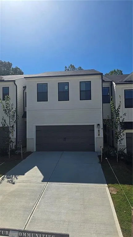 3 bed, 2.5 bath, 1855 sqft, $2,250 — Photo 1
