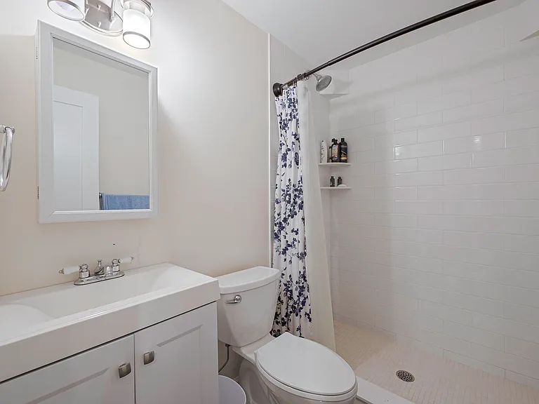 6 Bay Dr — Photo 24