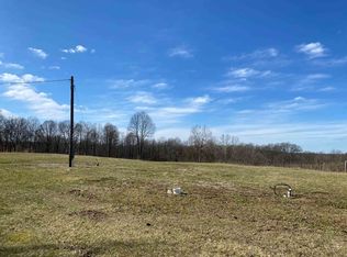 2595 E Tulip Rd, Bloomfield, IN 47424