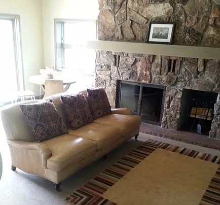131 Mustang Rd — Photo 2