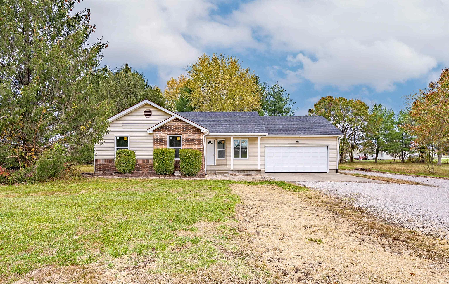 1449 Yockey Rd photo 1